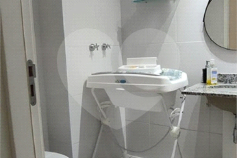Apartamento à venda com 2 quartos, sendo 1 suíte,  em Jardim Flor da Montanha, Guarulhos, SP