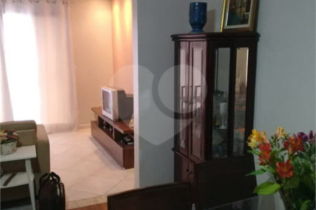 Sobrado à venda com 2 quartos, sendo 1 suíte, em Vila Gustavo, São Paulo, SP