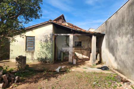 Casa à venda com 2 quartos em Vila Cidade Industrial (vila Xavier), Araraquara, SP