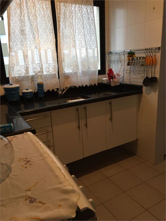 Apartamento à venda com 3 quartos, sendo 1 suíte, em Vila Andrade, São Paulo, SP