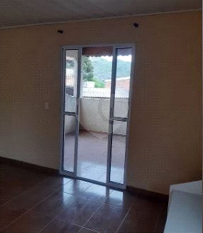 Sobrado à venda com 3 quartos, sendo 1 suíte, em Jaraguá, São Paulo, SP