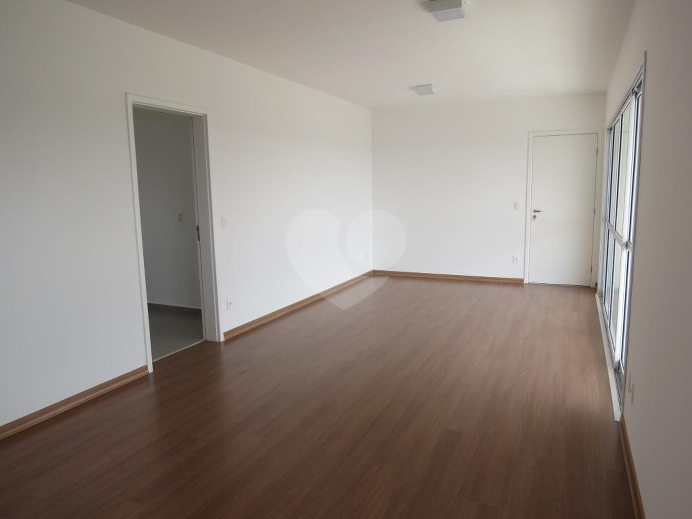 Apartamento à venda com 3 quartos, sendo 1 suíte, em Morumbi, São Paulo, SP