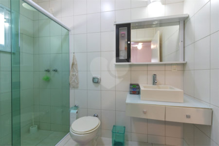 Casa Térrea à venda com 3 quartos, sendo 1 suíte, em Alpes D'ouro, Bom Jesus dos Perdões, SP