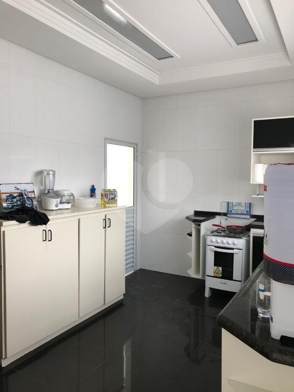 Casa à venda com 3 suítes no condomínio Aldeia da Mata, Votorantim - SP