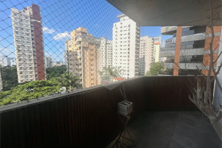 Apartamento à venda com 4 quartos, sendo 3 suítes, em Santana, São Paulo, SP