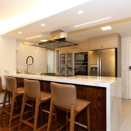 Apartamento à venda com 3 quartos, sendo 1 suíte,  em Vila Uberabinha, São Paulo, SP