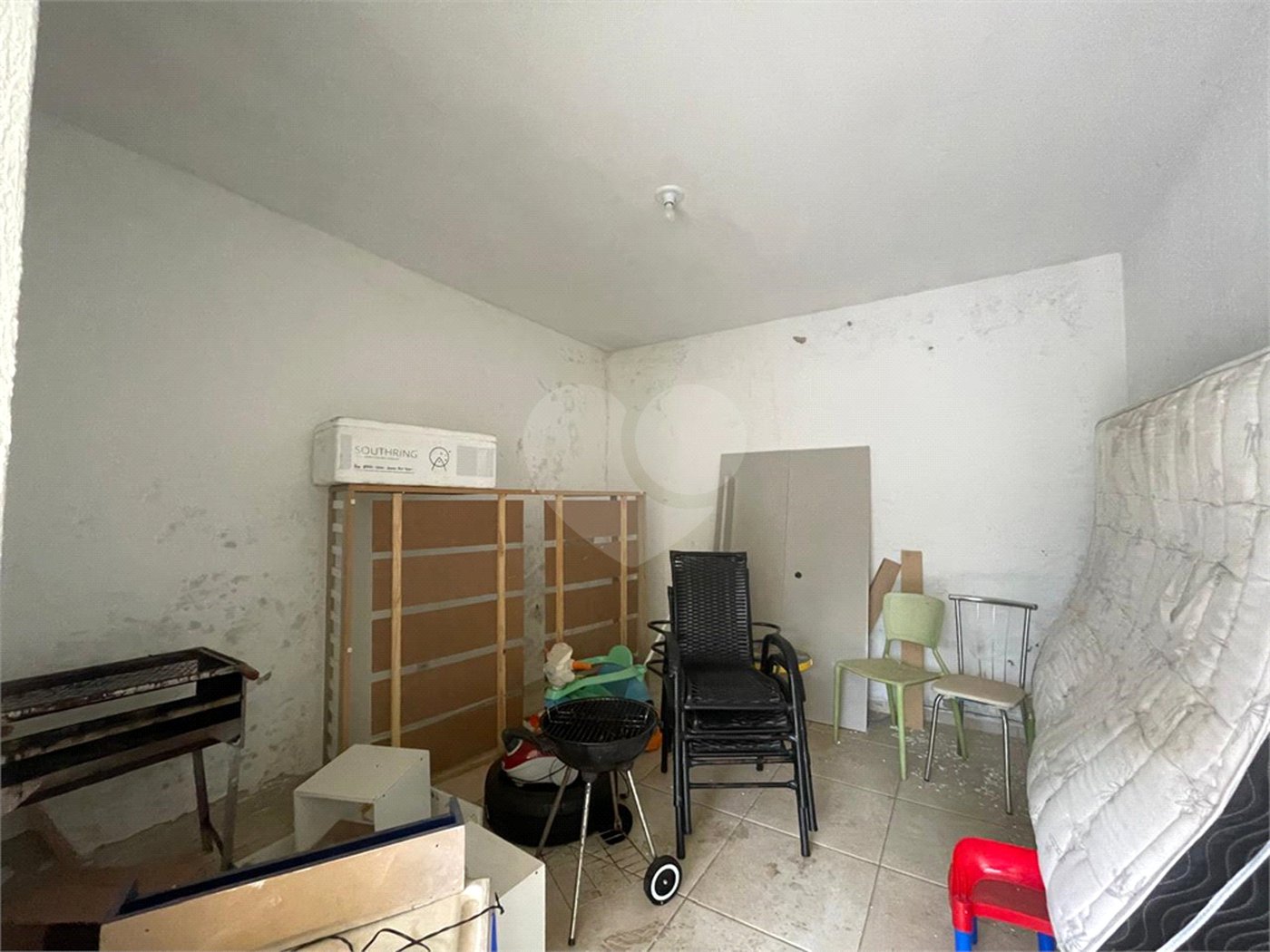 Casa à venda com 3 quartos, sendo 1 suíte,  em Bosque, Vinhedo, SP