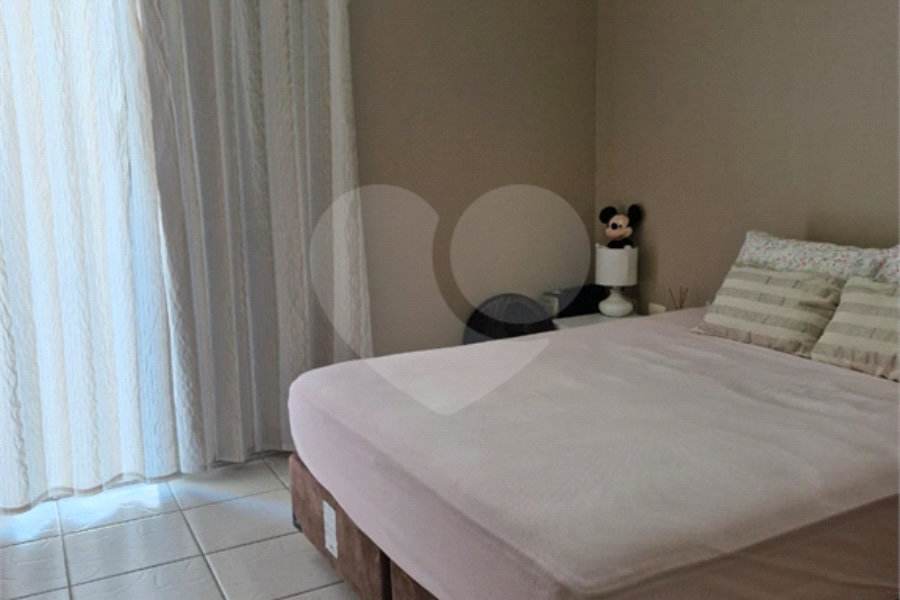 Sobrado à venda com 3 quartos, sendo 1 suíte, em Horto, São Paulo, SP
