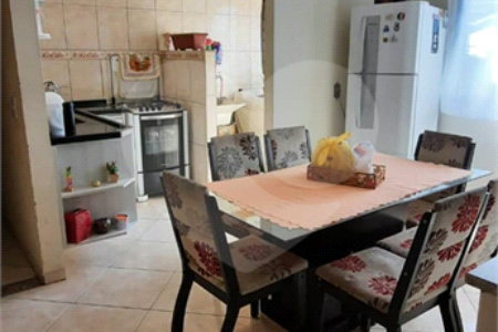 Casa térrea no São Carlos 8 .