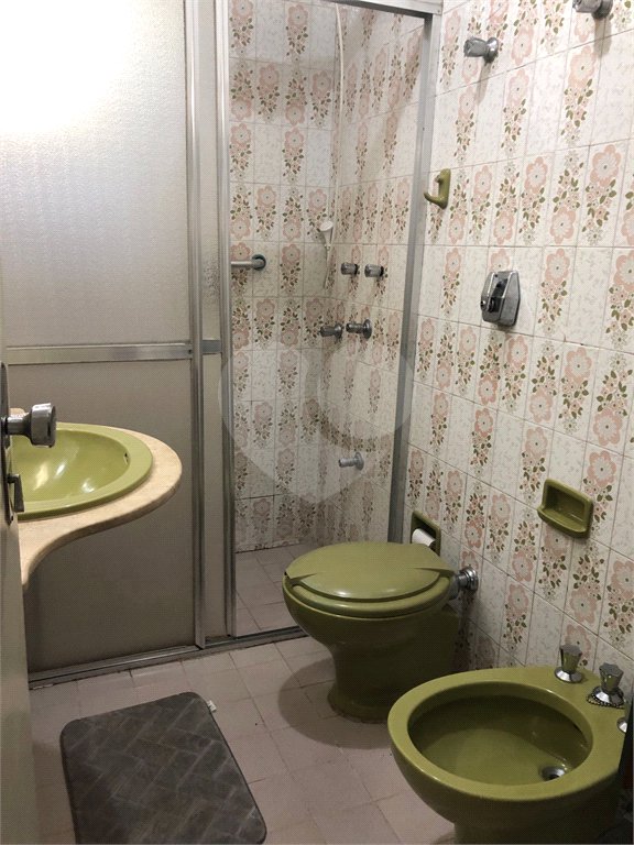 Sobrado à venda com 5 quartos, sendo 1 suíte,  em Jardim São Bento, São Paulo, SP