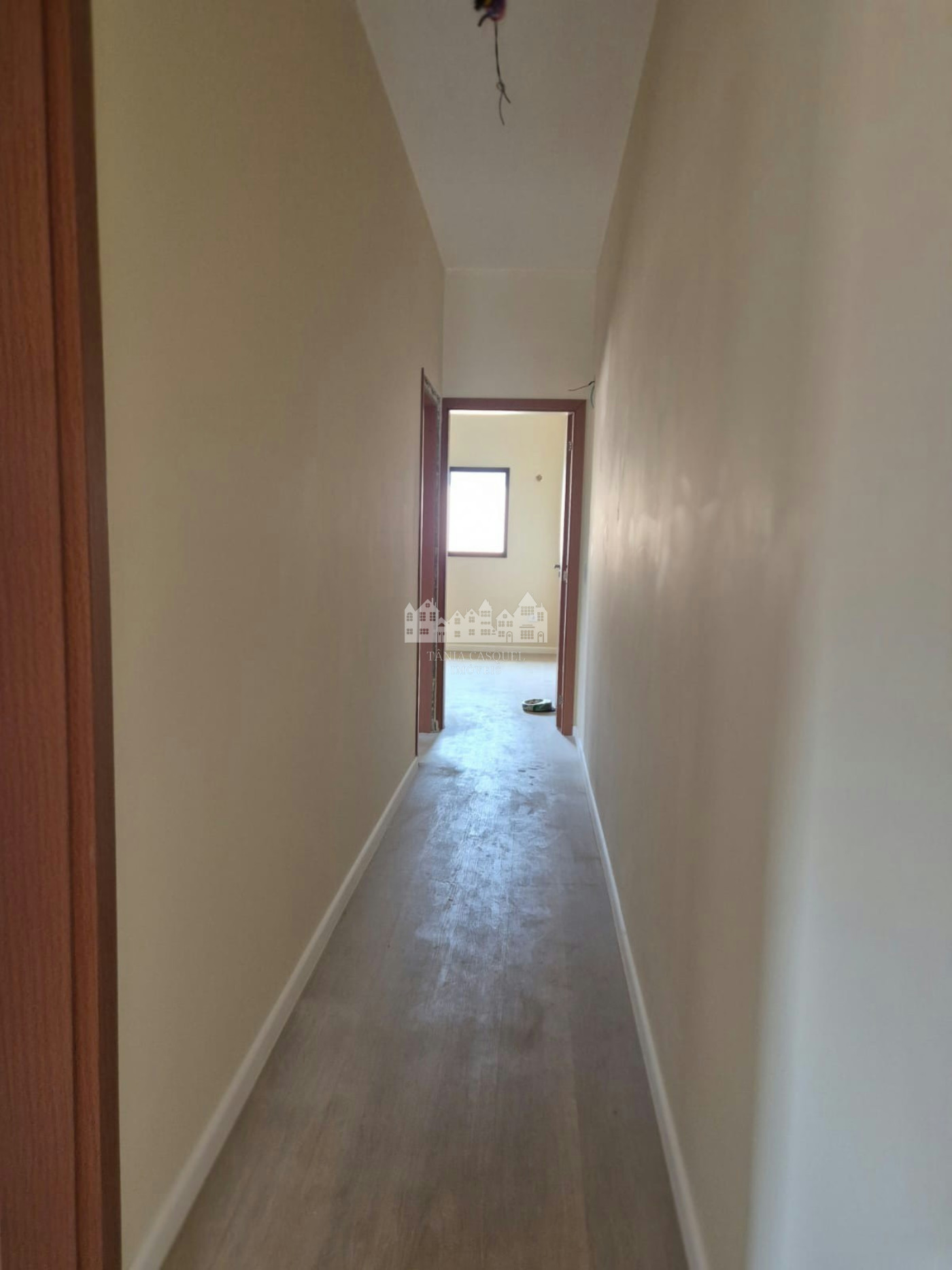 Casa à venda com 3 suítes em Vila Petrópolis, Atibaia, SP
