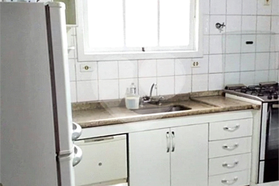 Casa à venda com 4 quartos, sendo 1 suíte,  no condomínio Parque Imperial da Cantareira, Mairiporã - SP