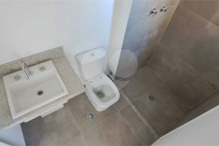 Apartamento á venda em Moema 75m² 2 Suítes 2 Vagas