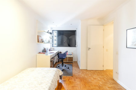 Apartamento à venda com 4 quartos, sendo 2 suítes, em Perdizes, São Paulo, SP