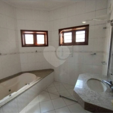 Casa à venda com 3 quartos, sendo 1 suíte, em Vila São José, Itapetininga, SP