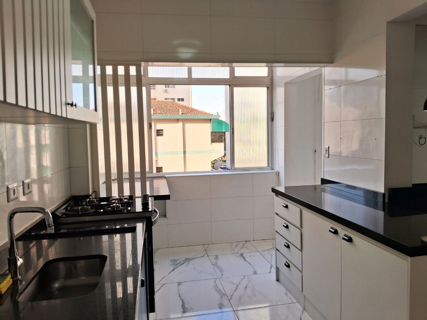 Apartamento com 2 dormitórios à venda, 95 m² por R$ 830.000,00 - Ponta da Praia - Santos/SP