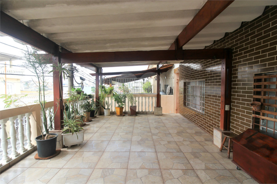 Sobrado à venda com 5 quartos, sendo 4 suítes, em Imirim, São Paulo, SP