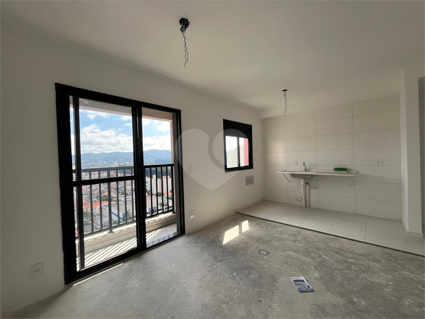 Apartamento à venda com 2 quartos, sendo 1 suíte, em Vila Mazzei, São Paulo, SP