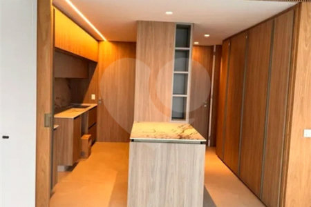 Apartamento para alugar com 4 quartos, sendo 3 suítes, em Pinheiros, São Paulo, SP