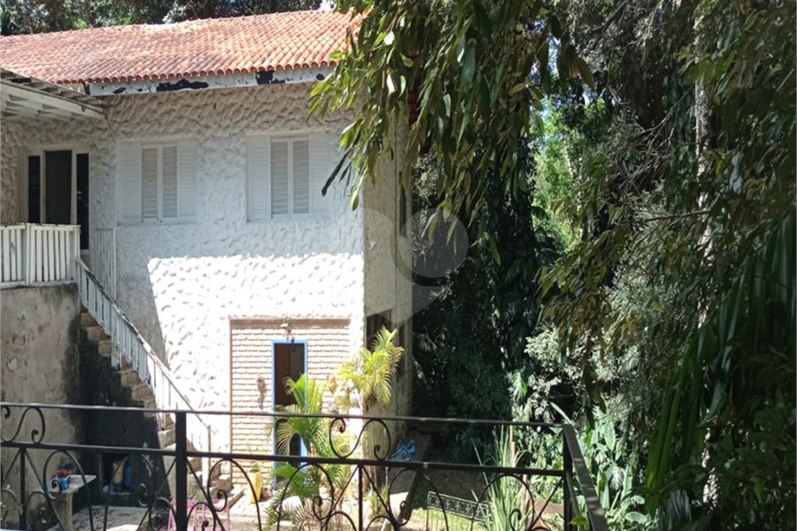 Casa Térrea à venda com 3 quartos, sendo 1 suíte, em Serra da Cantareira, Mairiporã, SP