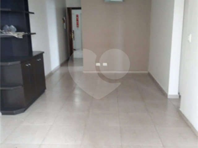 Apartamento à venda com 2 quartos em Vila Maria, São Paulo, SP