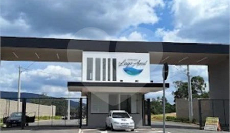 Terreno à venda no condomínio Lago Azul, Jundiaí - SP