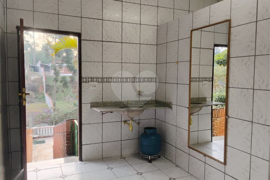 Casa à venda com 4 quartos em Barreiro, Mairiporã, SP