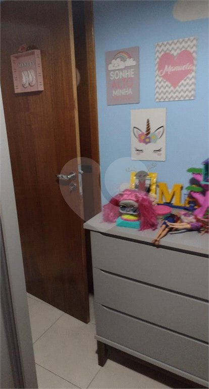 Sobrado à venda com 2 suítes em Vila Nivi, São Paulo, SP