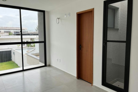 Casa à venda com 3 quartos, sendo 1 suíte, em Guaratiba, Rio de Janeiro, RJ