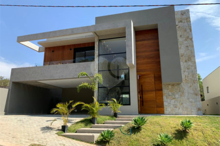 Casa à venda com 4 suítes no condomínio Reserva São Nicolau, Atibaia - SP