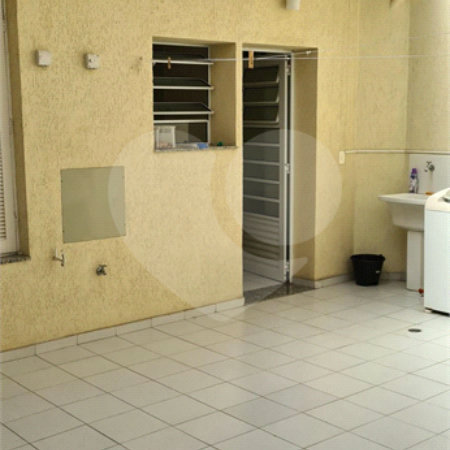 Sobrado à venda com 3 quartos, sendo 1 suíte, em Vila Mariana, São Paulo, SP