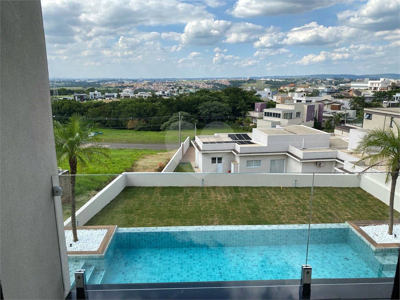 Casa à venda com 4 suítes no condomínio Parque Chapada Itu, Itu - SP