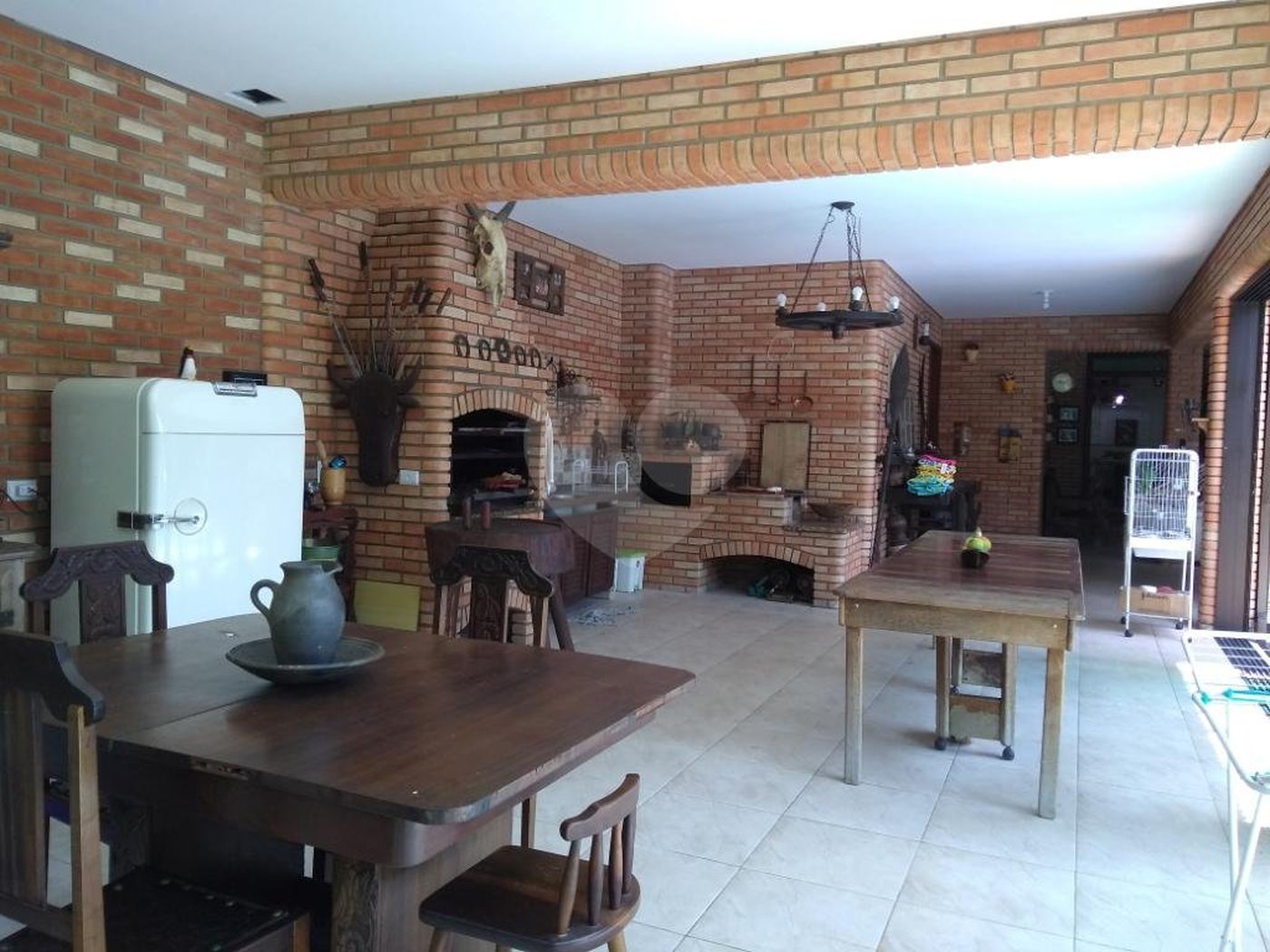 Casa à venda com 6 suítes no condomínio Lago Azul Residencial e Golfe, Araçoiaba da Serra - SP