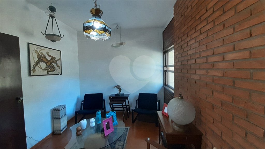 Casa à venda com 3 quartos, sendo 1 suíte, em Alto da Boa Vista, São Paulo, SP