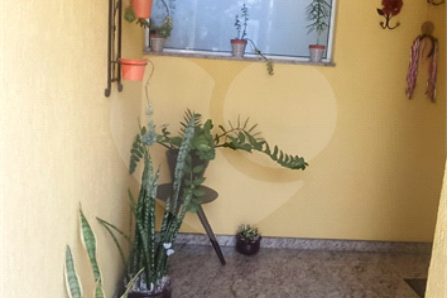 Sobrado à venda com 3 suítes em Vila Mazzei, São Paulo, SP