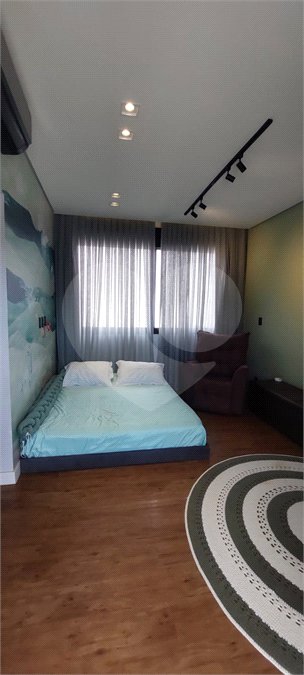 Casa à venda com 3 suítes no condomínio Figueira Garden, Atibaia - SP