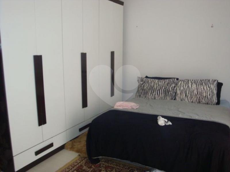 Sobrado à venda com 3 quartos, sendo 2 suítes,  em Vila Gustavo, São Paulo, SP