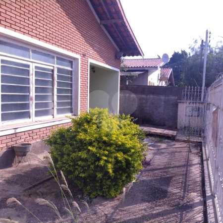 Casa à venda com 2 quartos no Centro, Vinhedo, SP