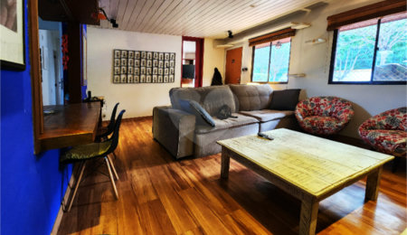 Casa à venda com 4 quartos, sendo 2 suítes,  no condomínio Vila Nova de Gaia, São Paulo - SP