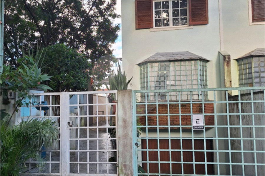 Sobrado à venda com 3 quartos, sendo 1 suíte, em Vila Irmãos Arnoni, São Paulo, SP