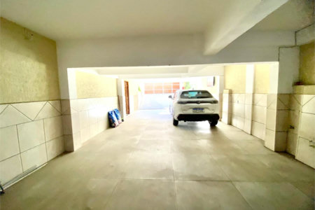 Casa à venda com 3 suítes em Parque São Domingos, São Paulo, SP