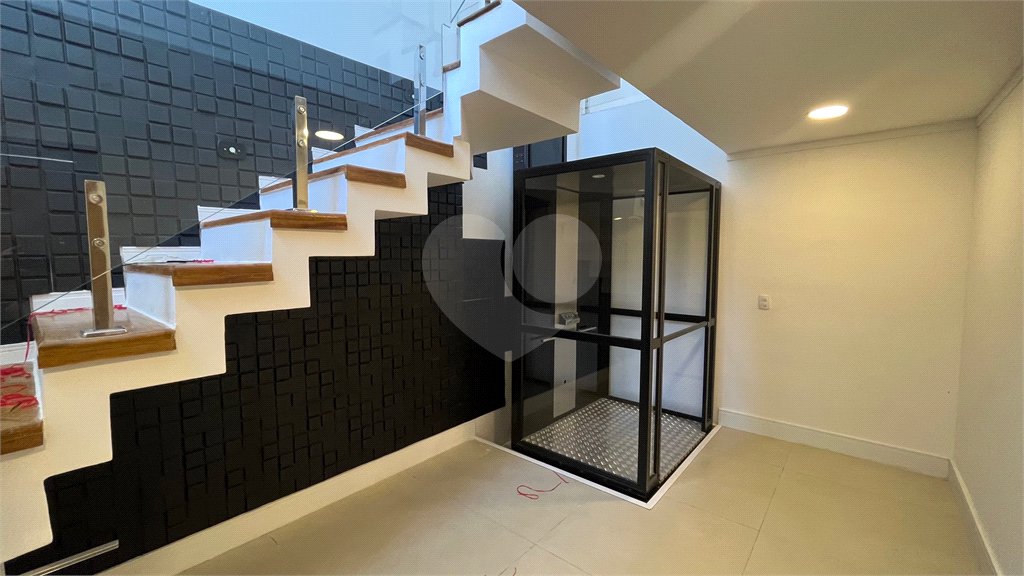 Casa à venda com 4 suítes em Jardim Paulista, Atibaia, SP