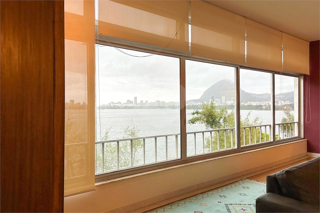 Cobertura à venda com 7 quartos, sendo 3 suítes,  em Lagoa, Rio de Janeiro, RJ