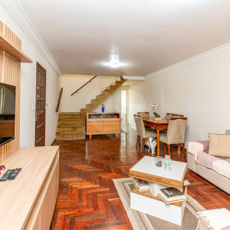 Sobrado à venda com 3 quartos, sendo 1 suíte, em Jardim Prudência, São Paulo, SP