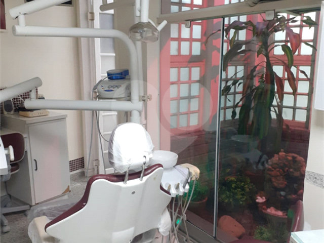 Casa para alugar com 3 quartos no condomínio Diva da Silva, São Paulo - SP