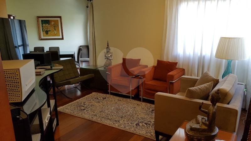 Apartamento à venda com 3 quartos, sendo 1 suíte, em Vila Paulicéia, São Paulo, SP