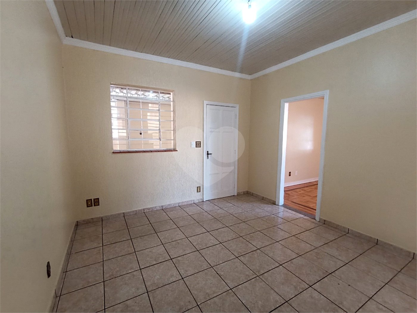 Casa à venda com 3 quartos, sendo 2 suítes,  no Centro, Itapetininga, SP