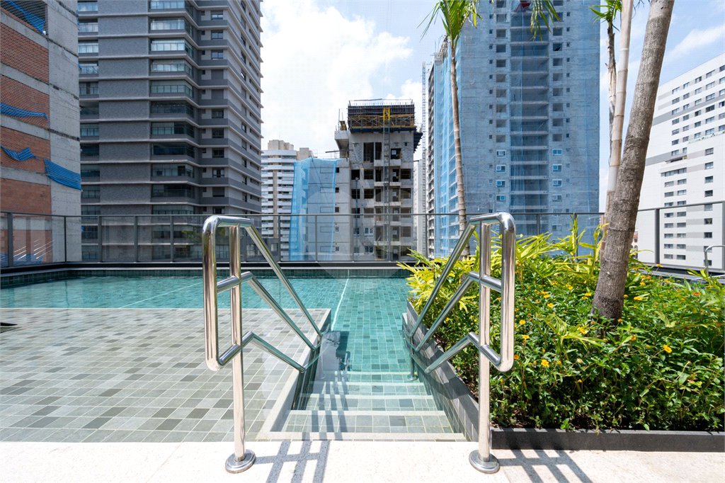 Apartamento à venda com 3 suítes em Vila Clementino, São Paulo, SP
