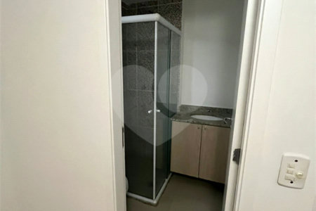 Apartamento à venda com 2 quartos, sendo 1 suíte,  em Parque Reboucas, São Paulo, SP