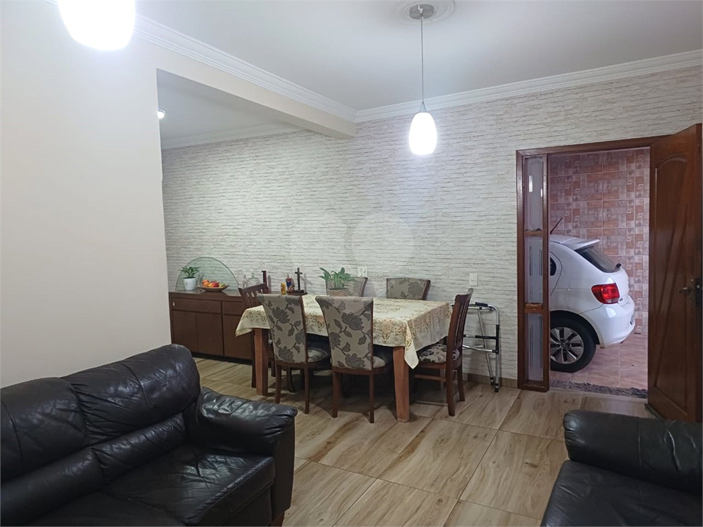 Sobrado à venda com 3 quartos, sendo 1 suíte, em Jardim Regina, Indaiatuba, SP